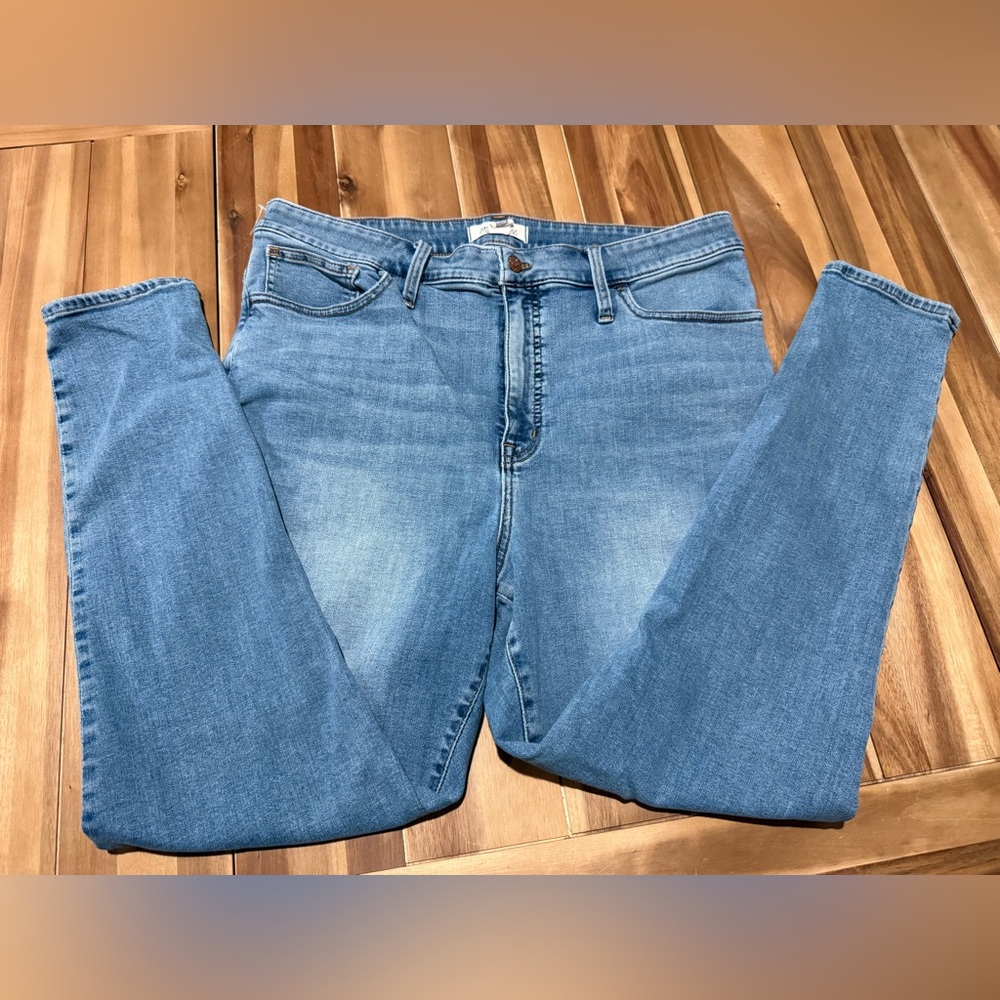 Madewell High-Rise Blue Jeans